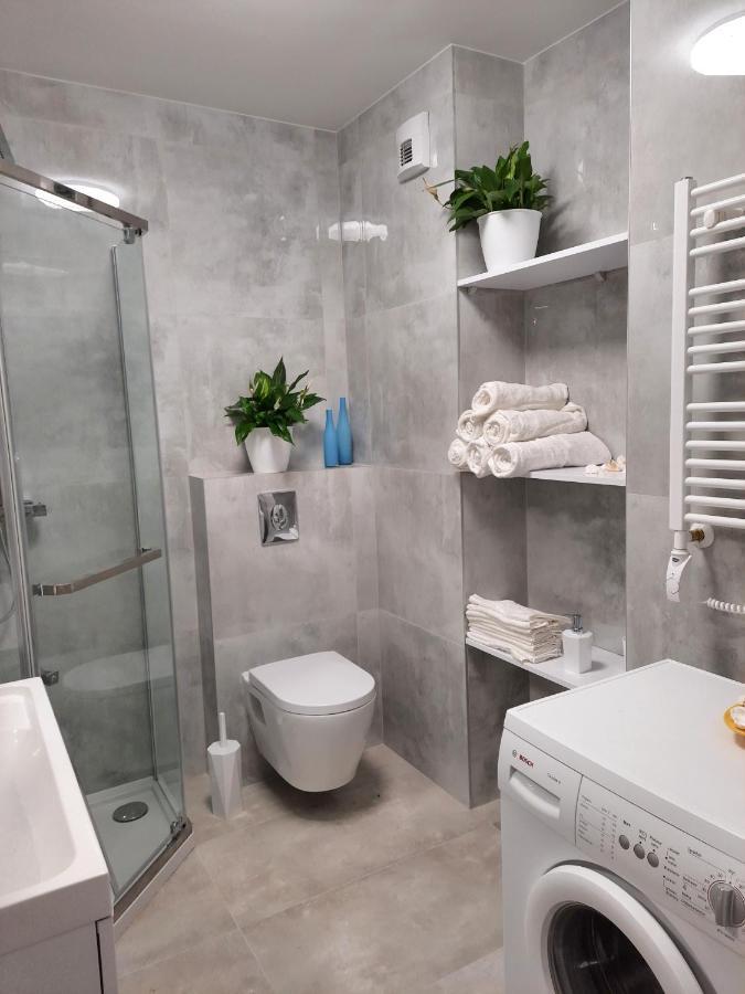 Apartament Amber Comfort Z Prywatnym Miejscem Parkingowym Kołobrzeg Extérieur photo