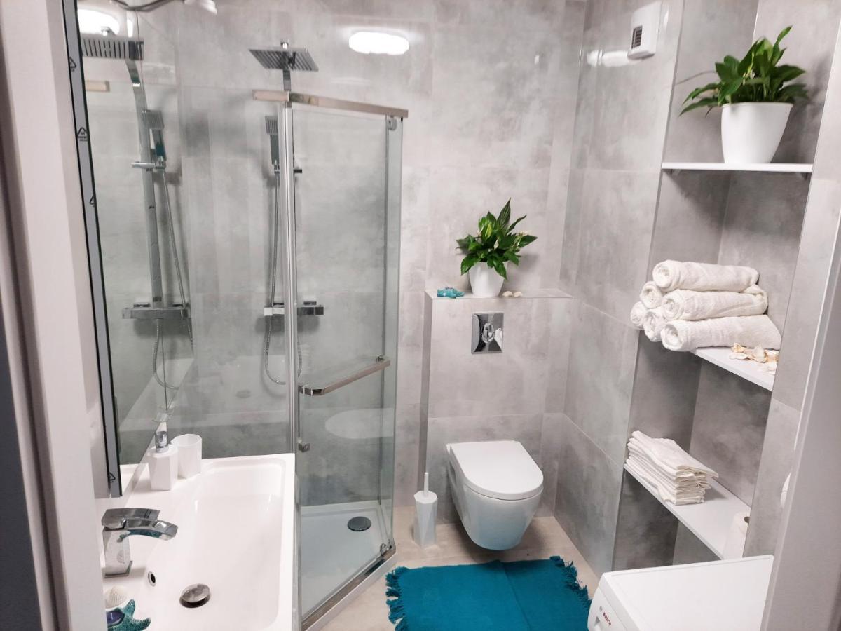 Apartament Amber Comfort Z Prywatnym Miejscem Parkingowym Kołobrzeg Extérieur photo